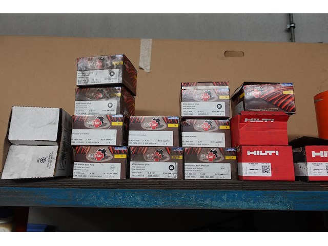 Inhoud werkbanken - afbeelding 2 van  13