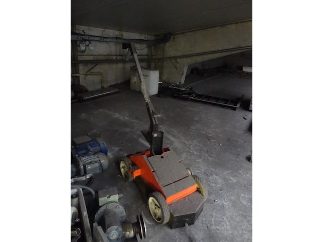 Inhoud zolder - afbeelding 17 van  21