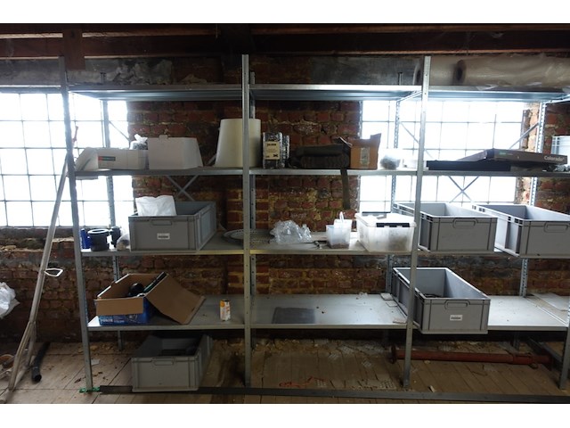 Inhoud zolder - afbeelding 2 van  4