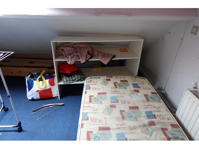 Inhoud zolder - afbeelding 5 van  9