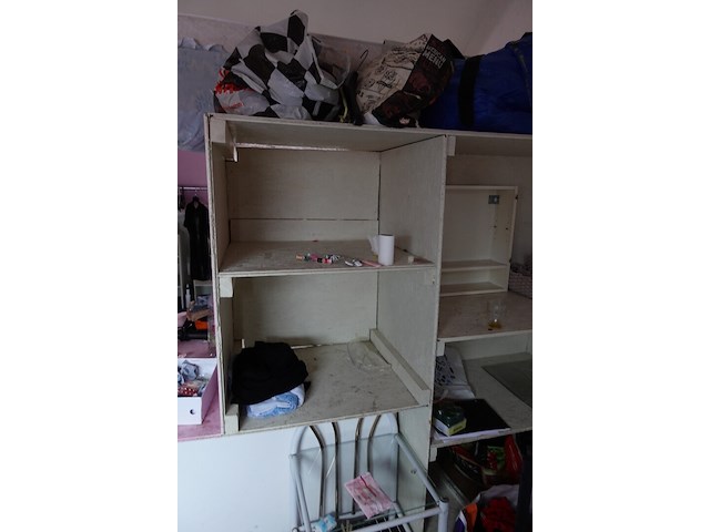 Inhoud zolder - afbeelding 8 van  9