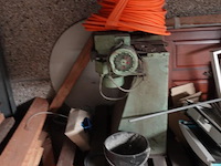 Inhoud zolder - afbeelding 1 van  11