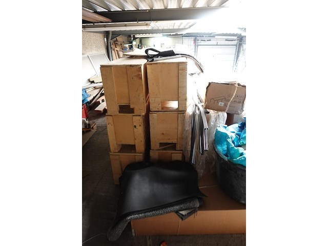 Inhoud zolder - afbeelding 5 van  11