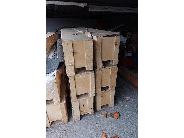 Inhoud zolder - afbeelding 9 van  11