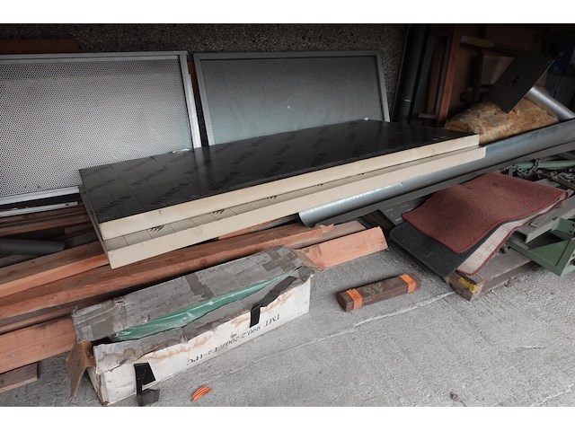 Inhoud zolder - afbeelding 10 van  11