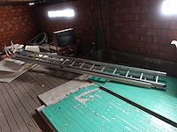 Inhoud zolder - afbeelding 1 van  9