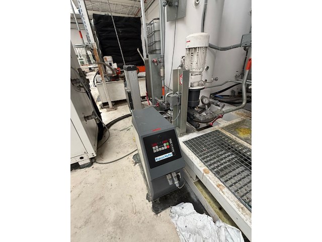 Injection mold tool kraussmaffei - afbeelding 16 van  25