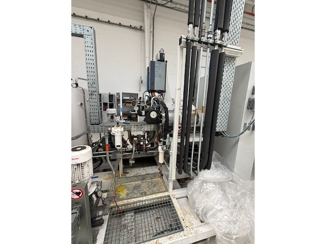 Injection mold tool kraussmaffei - afbeelding 17 van  25