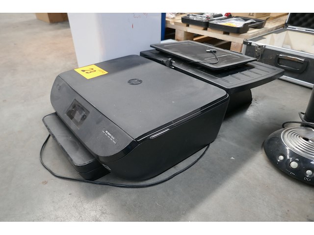 Inkjetprinter hp + laptopkoeler + klasseerbox - afbeelding 1 van  3