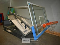 Inklapbare mobiele basketbalring