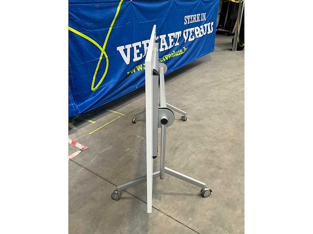 Inklapbare mobiele bureautafel (4x) - afbeelding 6 van  6