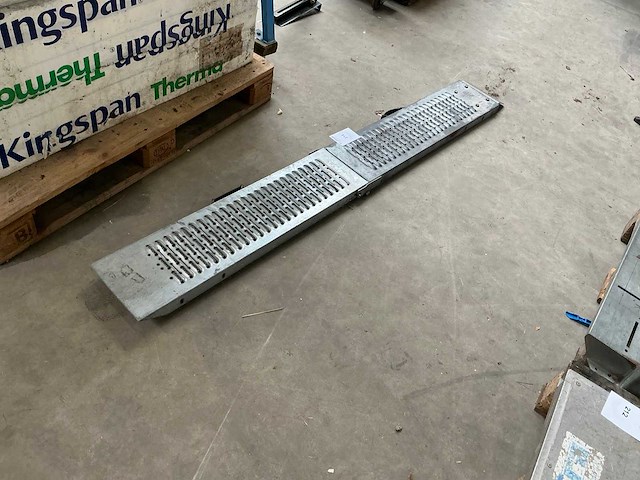 Inklapbare oprijplaat - afbeelding 2 van  3