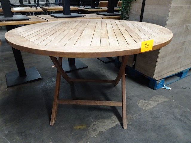Inklapbare teak tafel - afbeelding 1 van  3