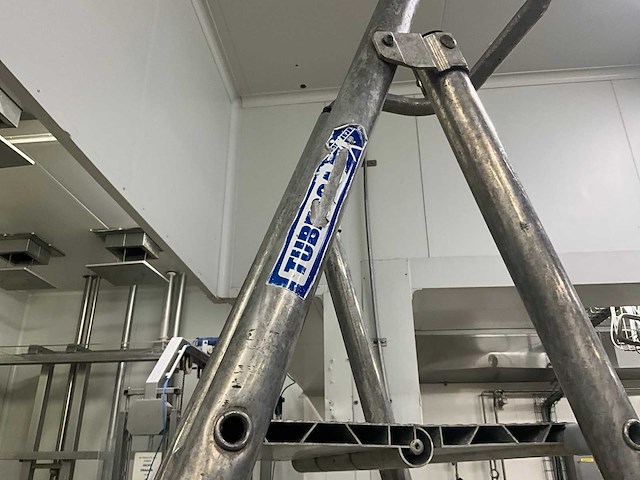Inklapbare trapladder tubesca - afbeelding 3 van  6