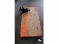 Inklapbare werkbank - afbeelding 1 van  4