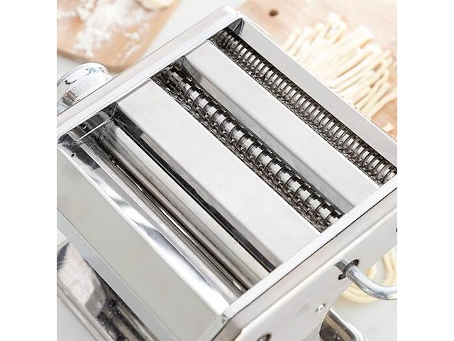 Innovagoods - handmatige pasta maker - afbeelding 2 van  3