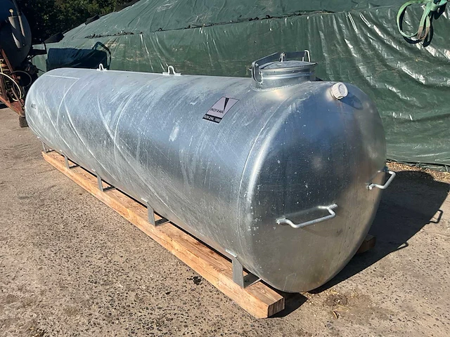 Inofama g-fp1100a/4000 nieuwe inofama opslagtank – 4.000 liter – gegalvaniseerd – g-fp1100a/4000 - afbeelding 5 van  8