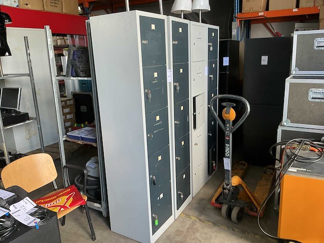 Inofec lockerkast 5 deuren met sleutel (2x) - afbeelding 1 van  3