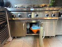 Inox 6 pits gasvuur ggmgastro , inox lage werkbank met 3 deuren (4,10) - afbeelding 6 van  6