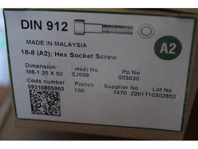 Inox bouten inbus m8 25x50, ca. 7 doosjes x100 st. - afbeelding 1 van  2