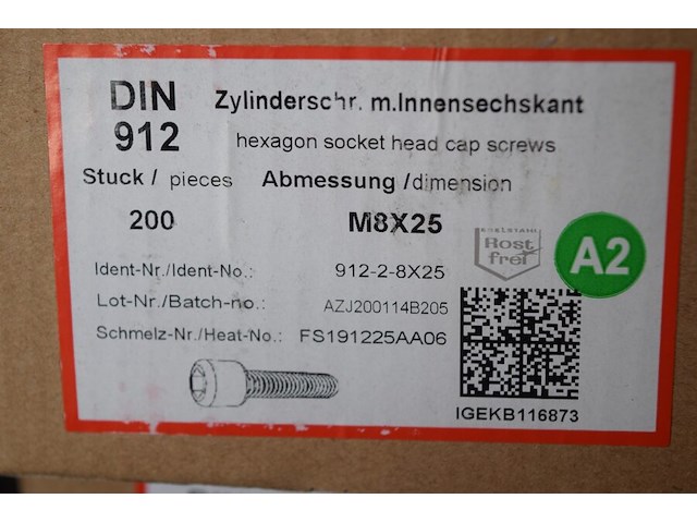 Inox bouten inbus m8x25 ca. 5 doosjes x200st. - afbeelding 2 van  2