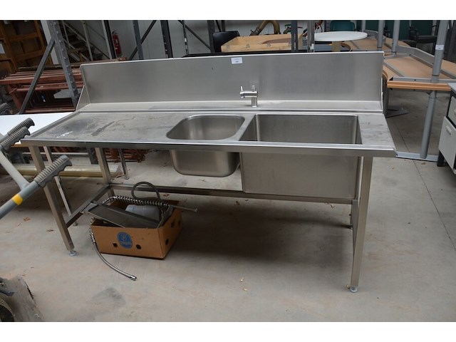 Inox dubbele spoelbak afm. 2x20m x 0,80m , karton met toebehoren - afbeelding 3 van  7
