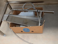 Inox dubbele spoelbak afm. 2x20m x 0,80m , karton met toebehoren - afbeelding 6 van  7