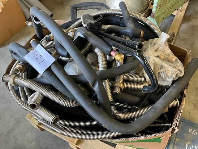 Inox flexibels met koppelingen - afbeelding 5 van  7
