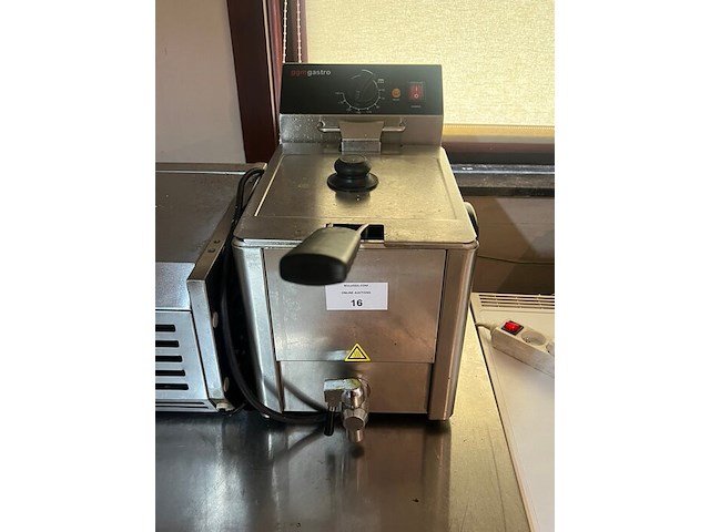 Inox friteuse ggmgastro (24) - afbeelding 1 van  3