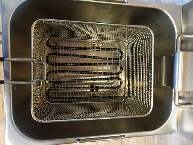 Inox friteuse hendi - afbeelding 2 van  3
