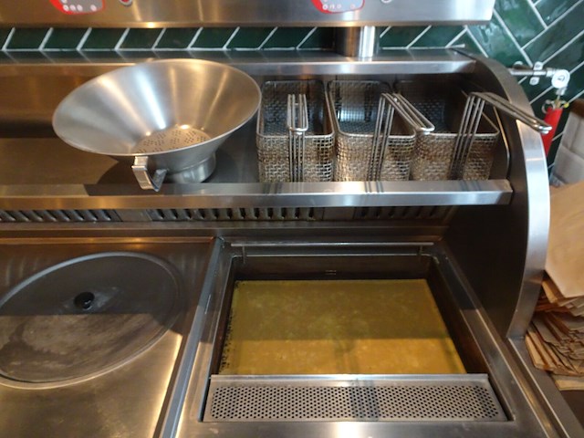 Inox friteuse perfecta - afbeelding 4 van  5