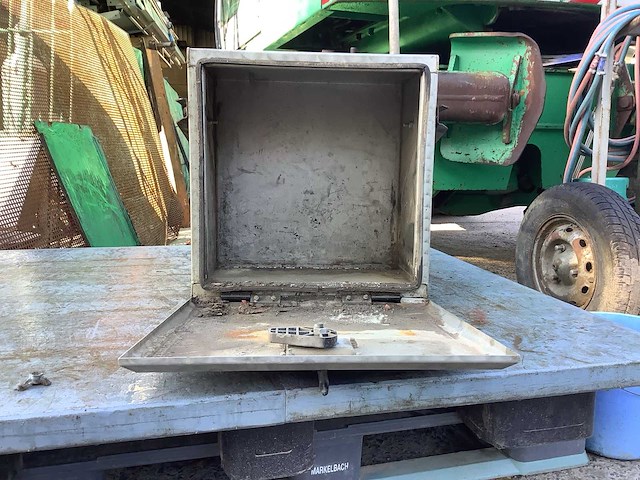 Inox gereedschapskist - afbeelding 4 van  4