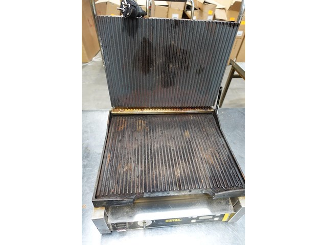 Inox grill buffal - afbeelding 4 van  5