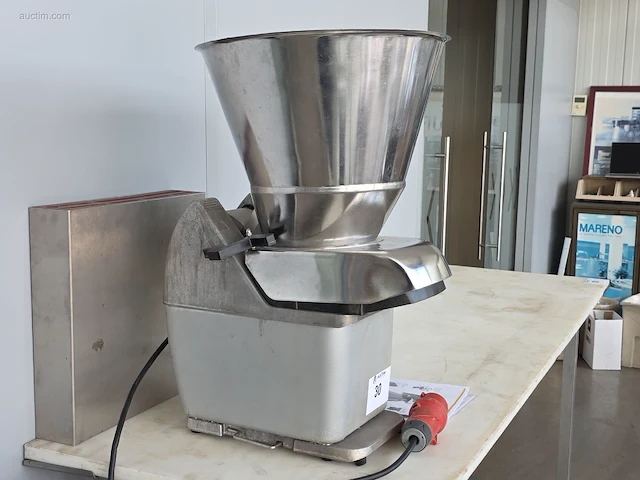 Inox groentensnijder (capaciteit dito sama tr210 - afbeelding 8 van  8