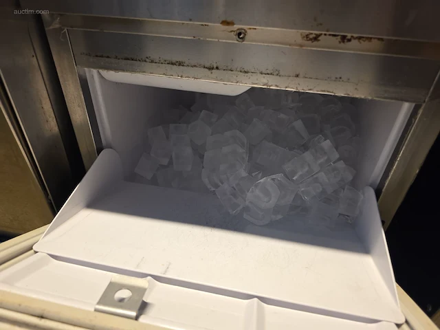 Inox ijsblokjesmachine hoshizaki - afbeelding 4 van  5