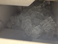 Inox ijsblokjesmachine hoshizaki - afbeelding 5 van  5