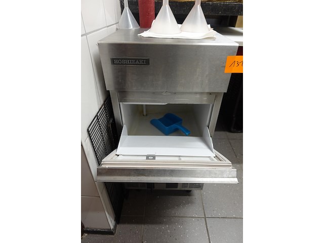 Inox ijsblokmachine hoshizaki - afbeelding 2 van  6