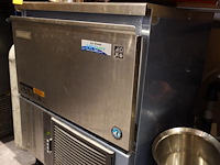 Inox ijsblokmachine hoshizaki - afbeelding 3 van  9