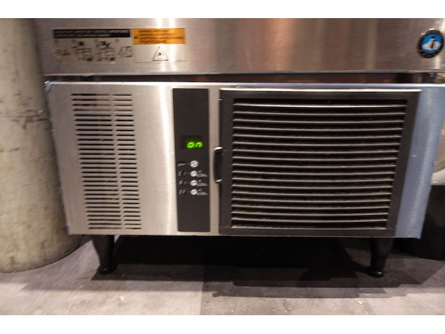 Inox ijsblokmachine hoshizaki - afbeelding 6 van  9