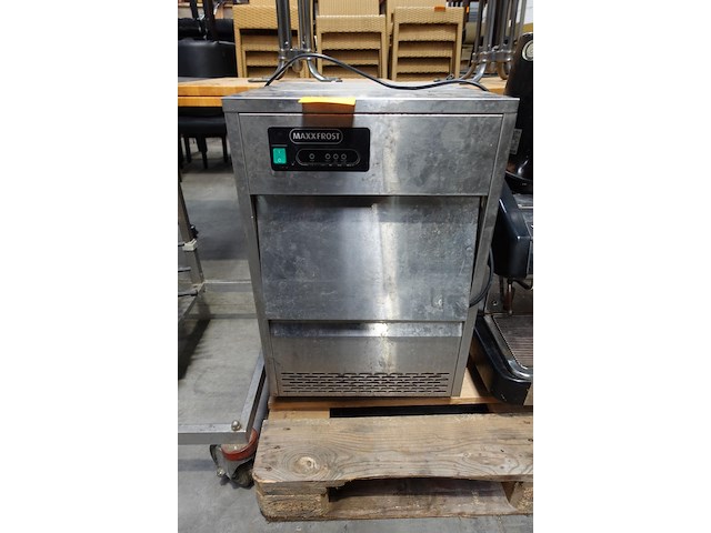 Inox ijsblokmachine maxxfrost - afbeelding 1 van  4