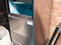 Inox ijsblokmachine - afbeelding 2 van  5