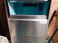 Inox ijsblokmachine - afbeelding 3 van  5