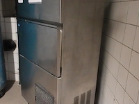 Inox ijsmachine hoshizaki - afbeelding 4 van  4