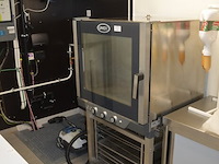 Inox industriele steamoven unox xb693 op inox onderstel