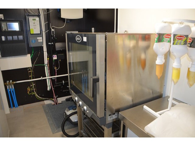 Inox industriele steamoven unox xb693 op inox onderstel - afbeelding 4 van  9