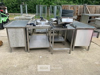 Inox kast en diverse inoxtafels en spoelbakken - afbeelding 3 van  5