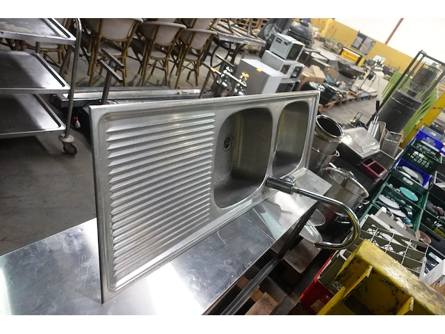 Inox kast - afbeelding 3 van  3