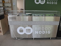Inox koelwerkbank 3 deuren 1 lade met grijs granieten blad met opzet bainmarie afm. 2,30m lang