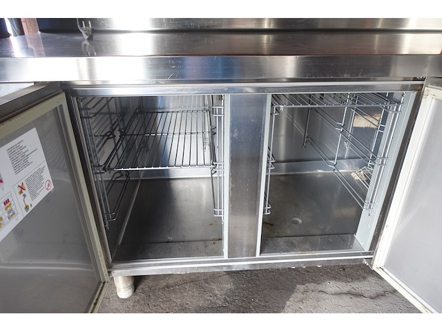 Inox koelwerkbank electrolux - afbeelding 3 van  4