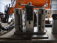 Inox koffiemachine bravilor bonamat met 2 perculators b 5hw-021 (niet getest)